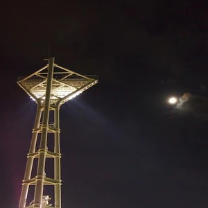 Torre De Iluminação